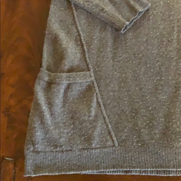 Bloomingdale’s Aqua Cashmere Sweater - Picture 4 of 8